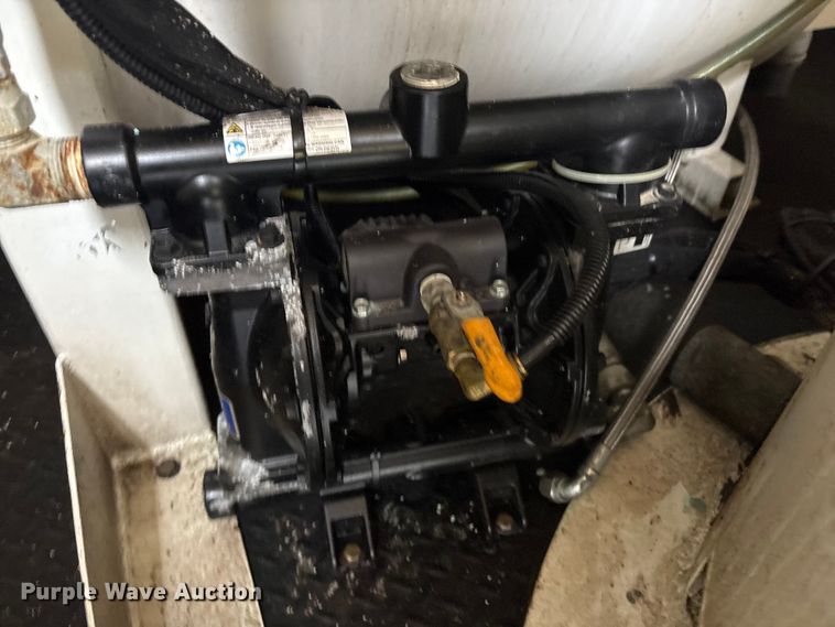 image for item EG8939 2020 Freightliner Business Class M2 Ext. Cab utility / service truck