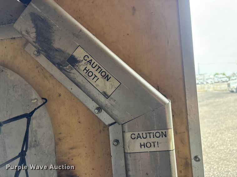 image for item EG8939 2020 Freightliner Business Class M2 Ext. Cab utility / service truck