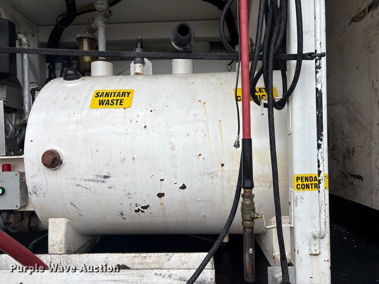 image for item EG8939 2020 Freightliner Business Class M2 Ext. Cab utility / service truck