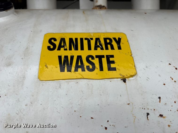 image for item EG8939 2020 Freightliner Business Class M2 Ext. Cab utility / service truck