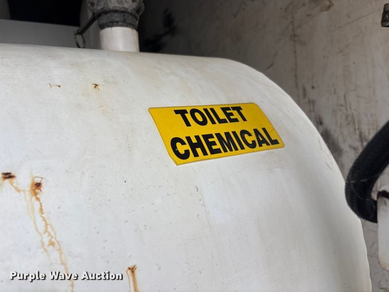 image for item EG8939 2020 Freightliner Business Class M2 Ext. Cab utility / service truck