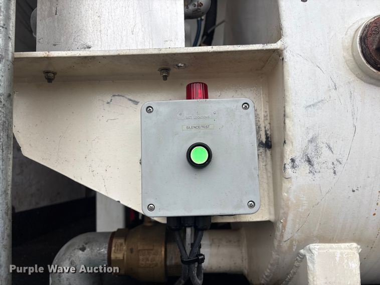 image for item EG8939 2020 Freightliner Business Class M2 Ext. Cab utility / service truck