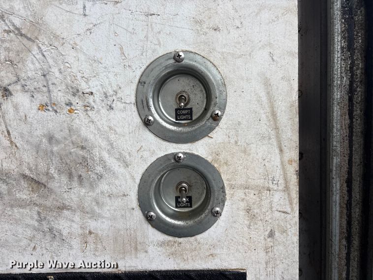 image for item EG8939 2020 Freightliner Business Class M2 Ext. Cab utility / service truck