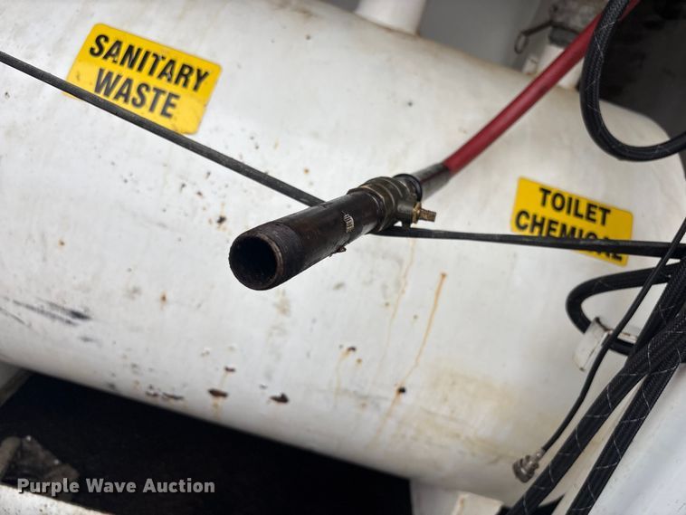 image for item EG8939 2020 Freightliner Business Class M2 Ext. Cab utility / service truck