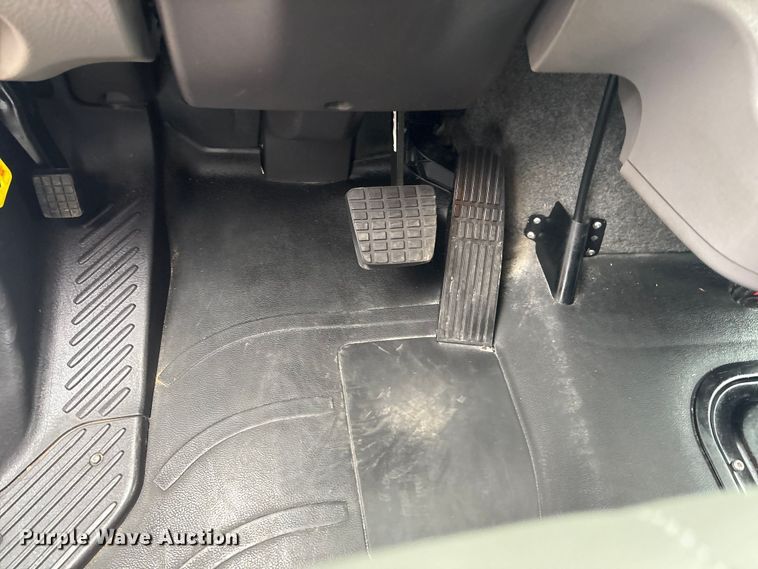 image for item EG8939 2020 Freightliner Business Class M2 Ext. Cab utility / service truck