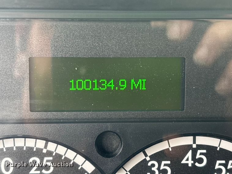 image for item EG8939 2020 Freightliner Business Class M2 Ext. Cab utility / service truck