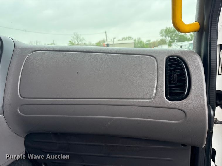 image for item EG8939 2020 Freightliner Business Class M2 Ext. Cab utility / service truck