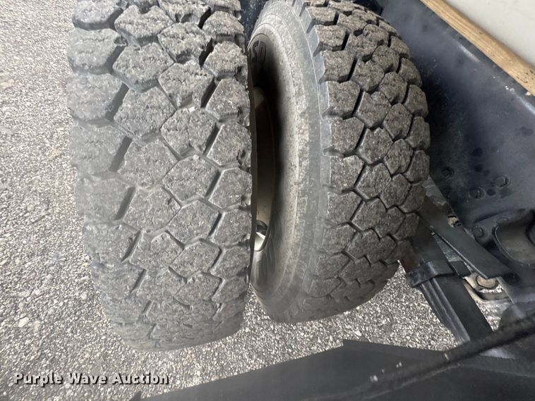 image for item EG8939 2020 Freightliner Business Class M2 Ext. Cab utility / service truck