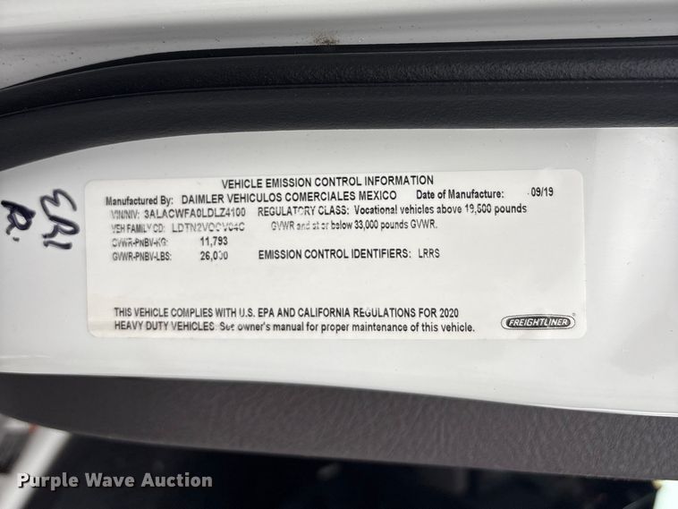 image for item EG8939 2020 Freightliner Business Class M2 Ext. Cab utility / service truck