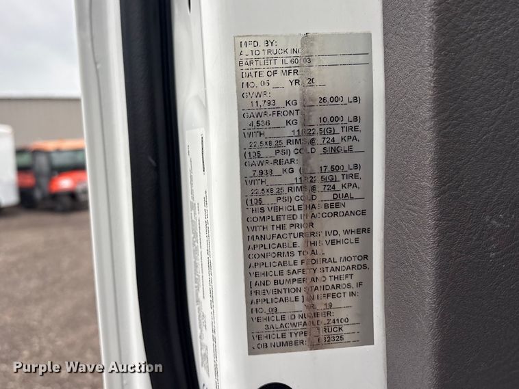 image for item EG8939 2020 Freightliner Business Class M2 Ext. Cab utility / service truck