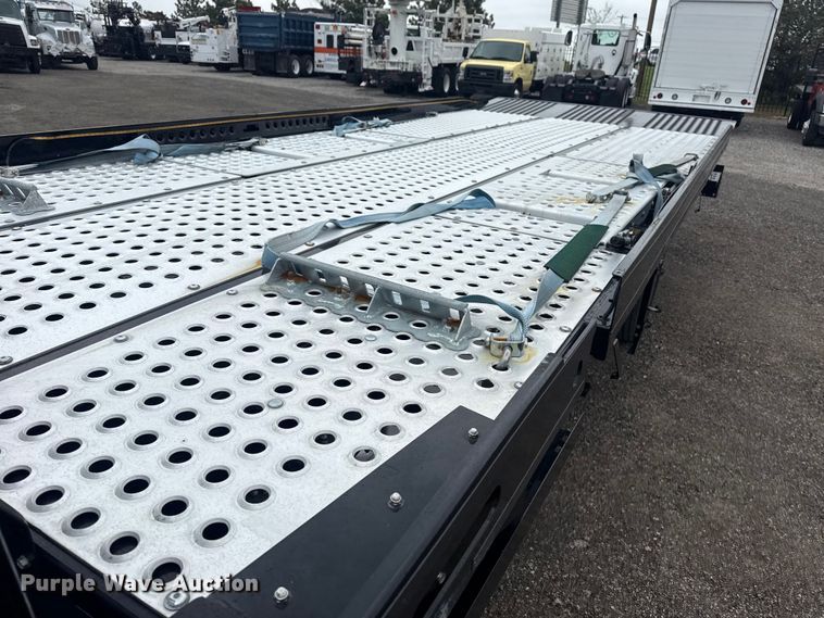 image for item EG8940 2022 Isuzu NRR rollback truck