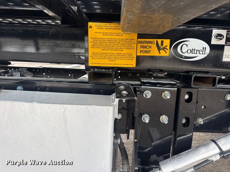 image for item EG8940 2022 Isuzu NRR rollback truck