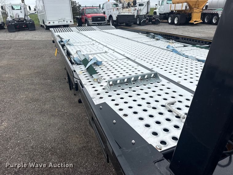 image for item EG8940 2022 Isuzu NRR rollback truck