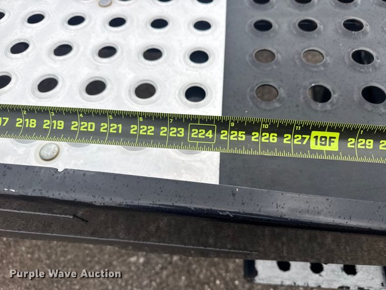 image for item EG8940 2022 Isuzu NRR rollback truck