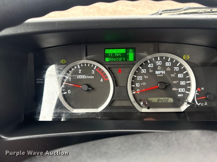 image for item EG8940 2022 Isuzu NRR rollback truck