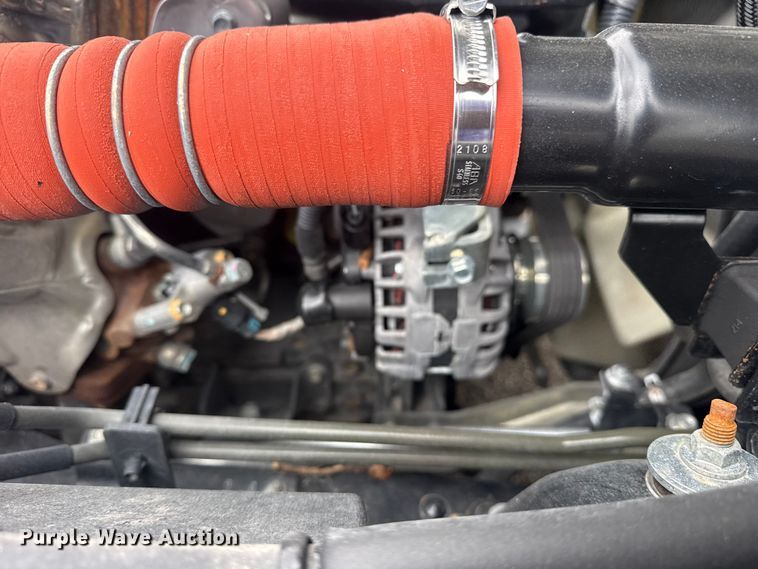 image for item EG8940 2022 Isuzu NRR rollback truck