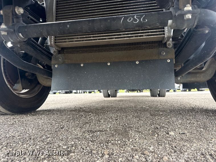 image for item EG8940 2022 Isuzu NRR rollback truck