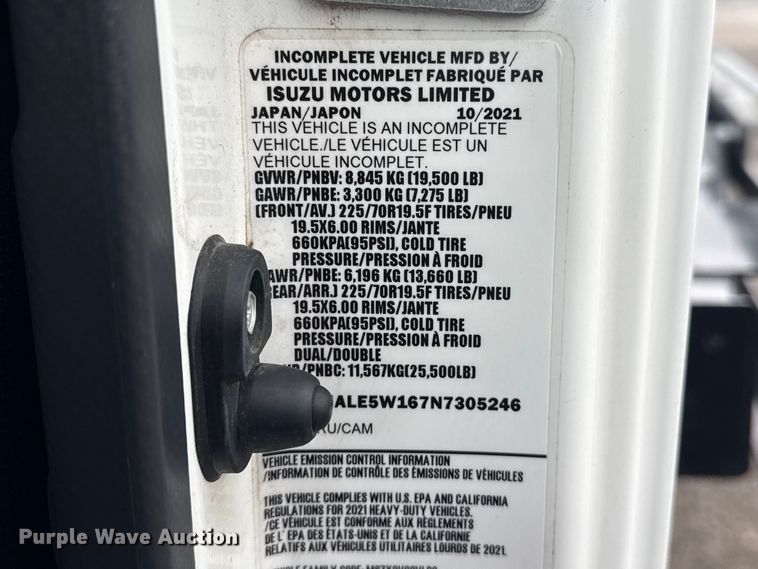 image for item EG8940 2022 Isuzu NRR rollback truck