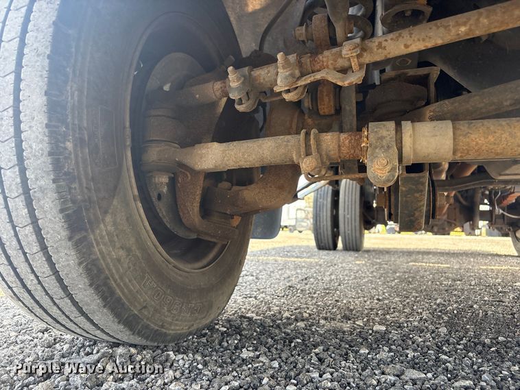 image for item EG8959 2008 Ford F450 Super Duty flatbed truck