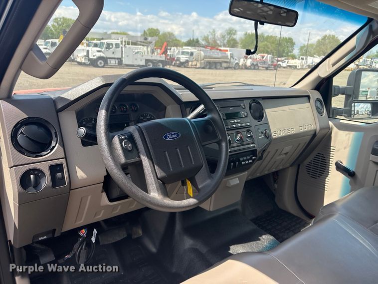 image for item EG8959 2008 Ford F450 Super Duty flatbed truck