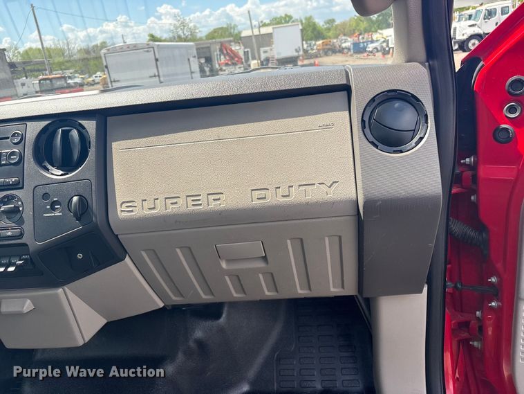 image for item EG8959 2008 Ford F450 Super Duty flatbed truck