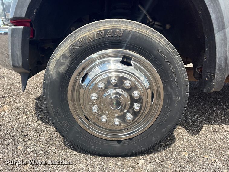 image for item EG8959 2008 Ford F450 Super Duty flatbed truck