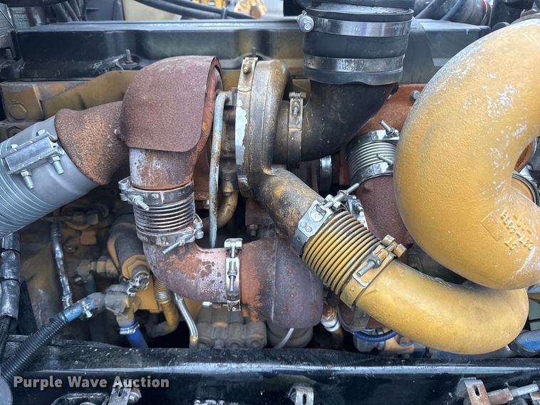 image for item EG8971 2007 Kenworth T800 fuel truck