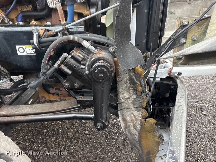 image for item EG8971 2007 Kenworth T800 fuel truck