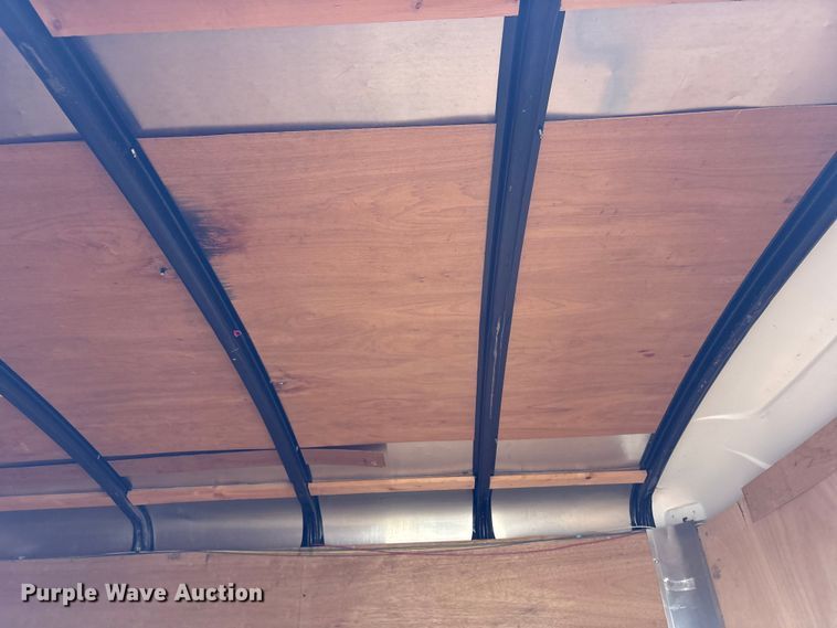 image for item EG8979 2010 United Expressline  enclosed cargo trailer