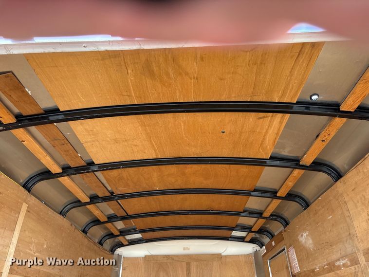 image for item EG8979 2010 United Expressline  enclosed cargo trailer