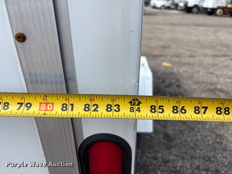 image for item EG8979 2010 United Expressline  enclosed cargo trailer