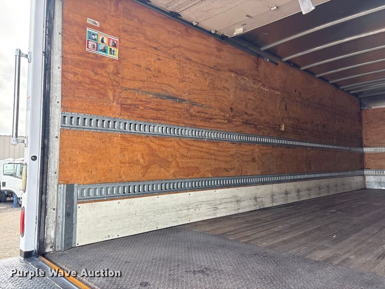 image for item EG8982 2012 Hino 338 box truck
