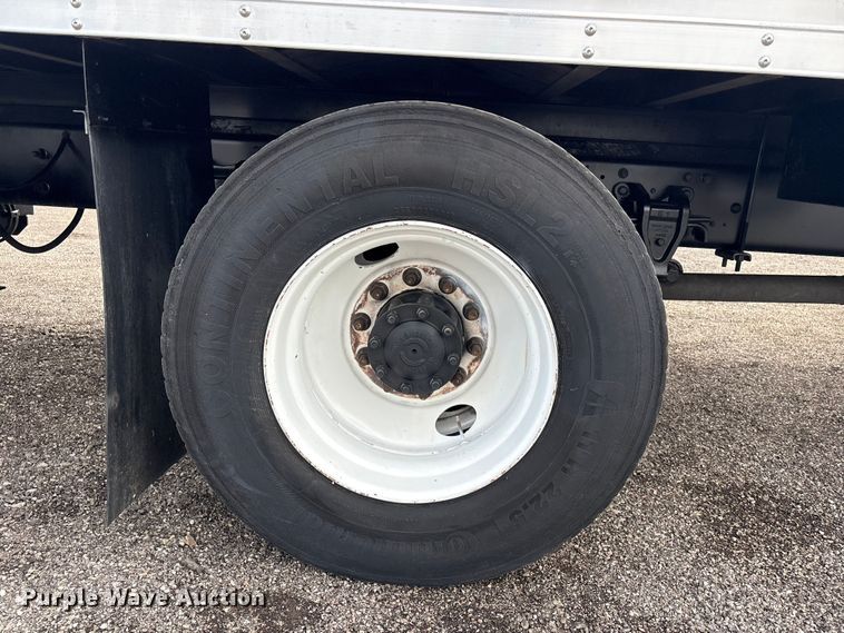 image for item EG8982 2012 Hino 338 box truck