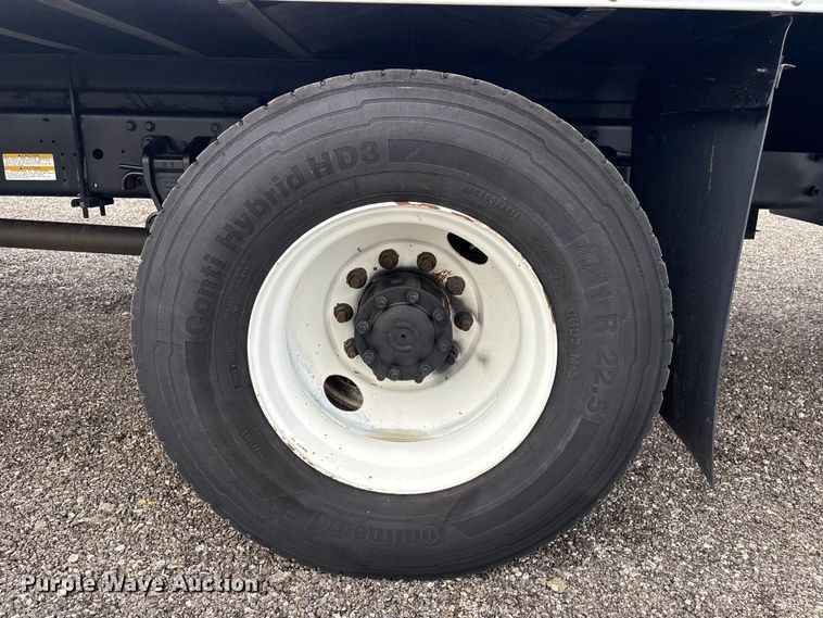 image for item EG8982 2012 Hino 338 box truck