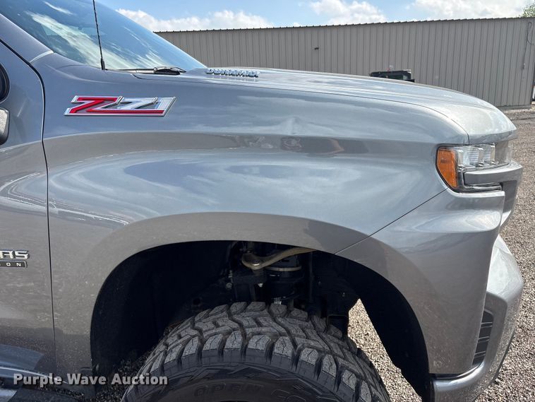 image for item EG8992 2020 Chevrolet Silverado Z71 Texas Edition Crew Cab pickup truck