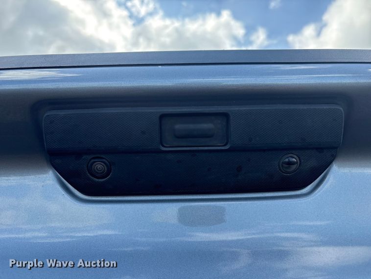 image for item EG8992 2020 Chevrolet Silverado Z71 Texas Edition Crew Cab pickup truck