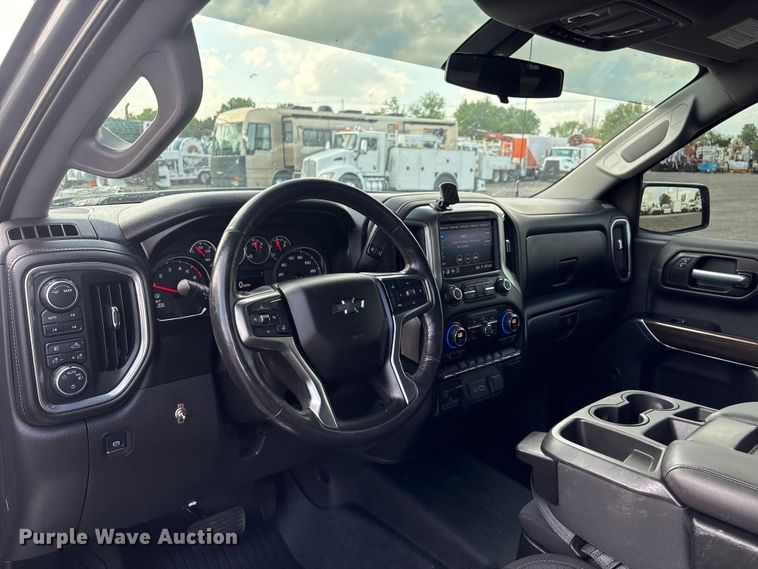 image for item EG8992 2020 Chevrolet Silverado Z71 Texas Edition Crew Cab pickup truck