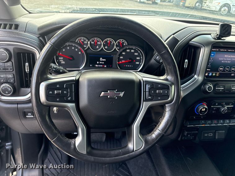 image for item EG8992 2020 Chevrolet Silverado Z71 Texas Edition Crew Cab pickup truck