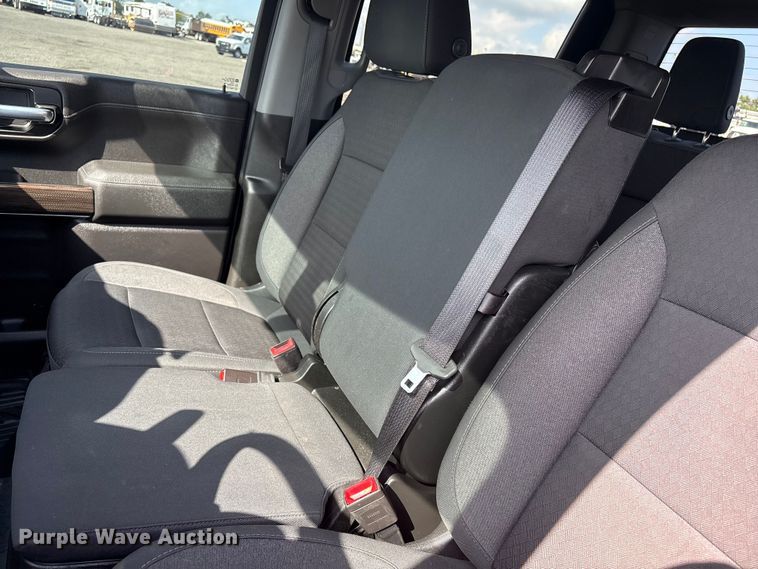 image for item EG8992 2020 Chevrolet Silverado Z71 Texas Edition Crew Cab pickup truck