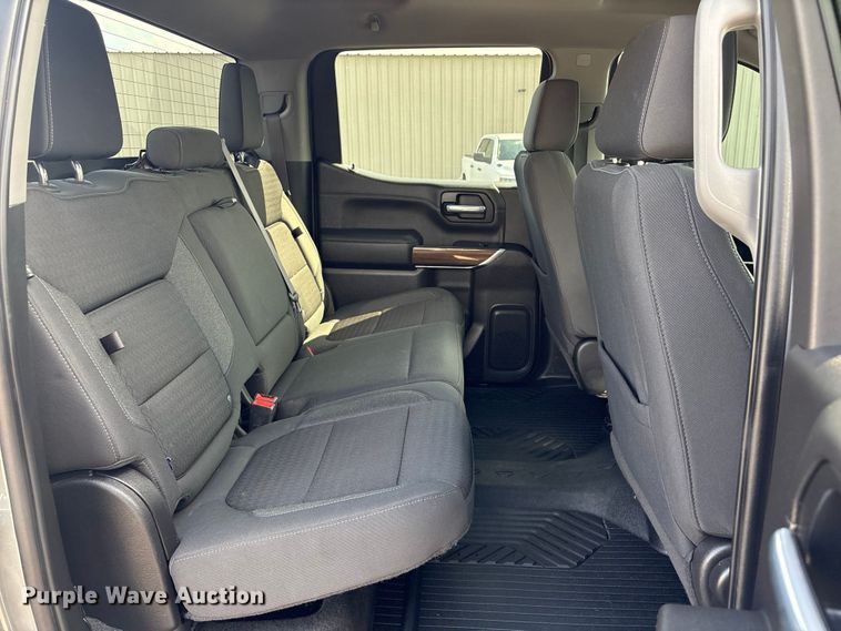 image for item EG8992 2020 Chevrolet Silverado Z71 Texas Edition Crew Cab pickup truck