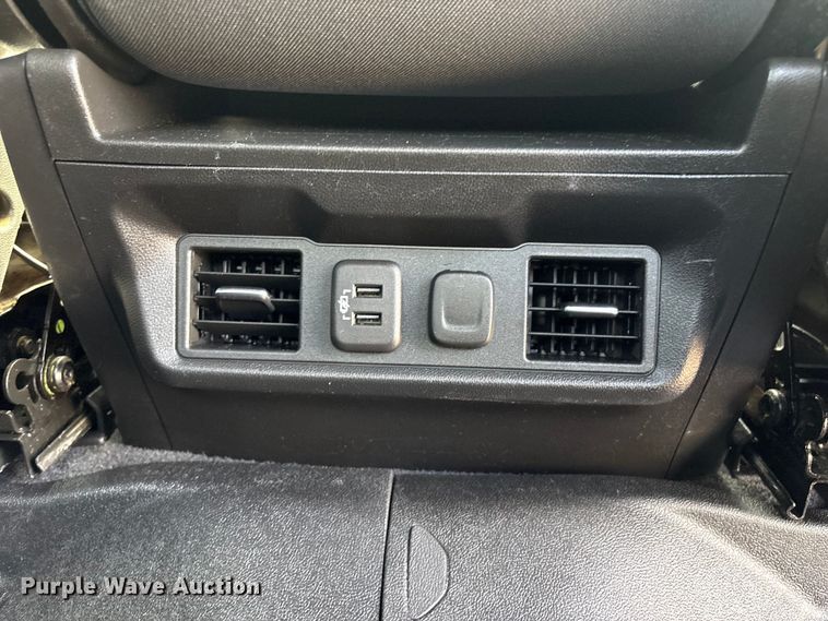 image for item EG8992 2020 Chevrolet Silverado Z71 Texas Edition Crew Cab pickup truck