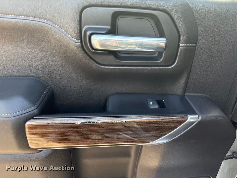 image for item EG8992 2020 Chevrolet Silverado Z71 Texas Edition Crew Cab pickup truck