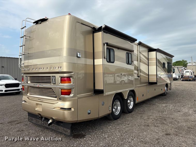 image for item EG8993 2006 Fleetwood American Tradition RV