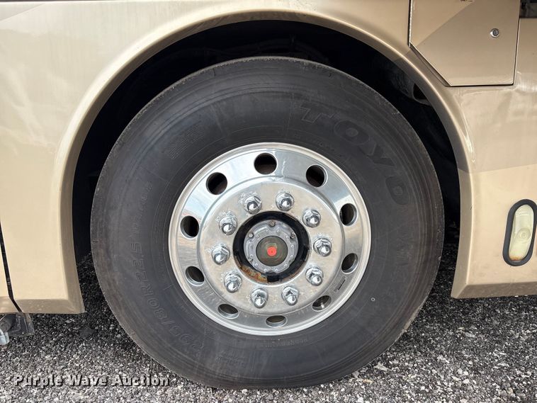 image for item EG8993 2006 Fleetwood American Tradition RV