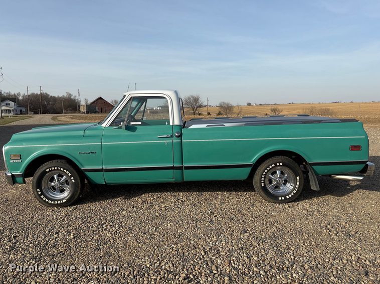 image for item EI5776 1972 Chevrolet C10 pickup truck