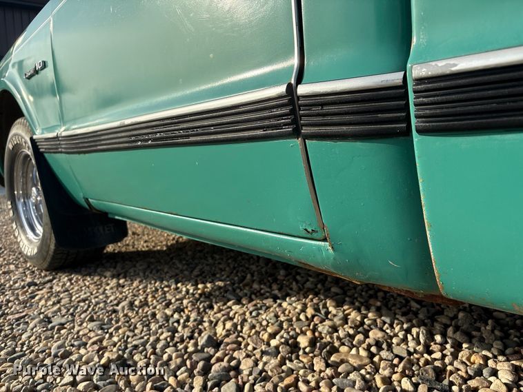 image for item EI5776 1972 Chevrolet C10 pickup truck