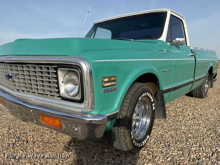 image for item EI5776 1972 Chevrolet C10 pickup truck