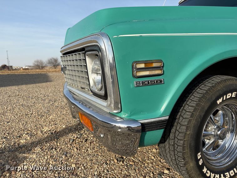 image for item EI5776 1972 Chevrolet C10 pickup truck