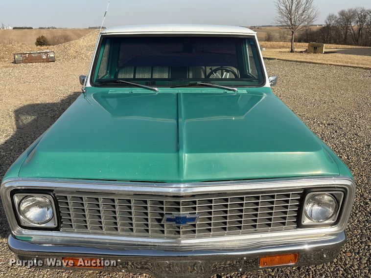 image for item EI5776 1972 Chevrolet C10 pickup truck