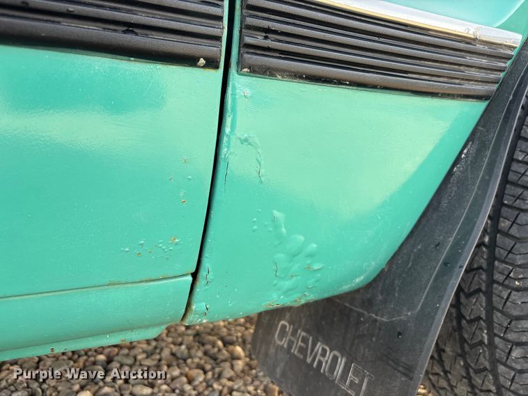 image for item EI5776 1972 Chevrolet C10 pickup truck